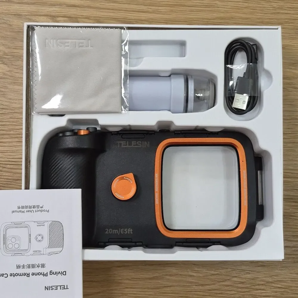 TELESIN Diving Waterproof Phone Case Universal Phone Camera Shoot Hand Grip
